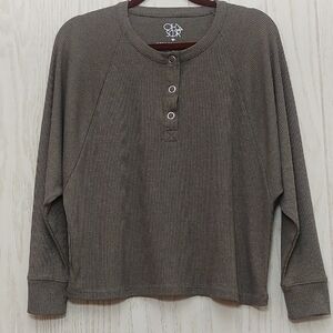Chaser Anthropologie Henrietta Snap Drop Top Henley